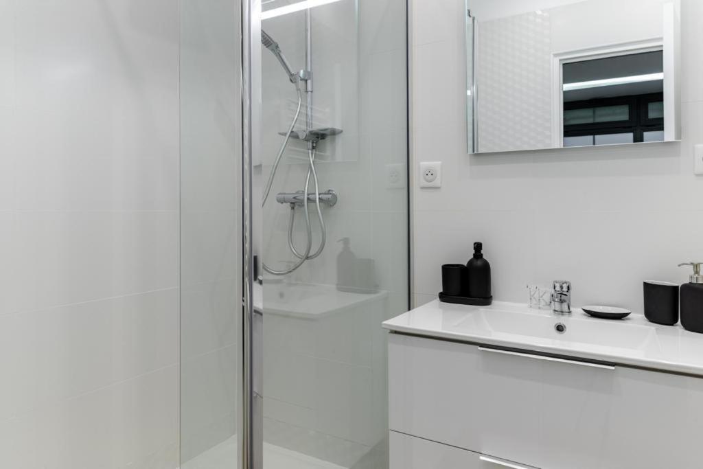 Hsh Batignolles Sauffroy Charming Apartment 8P 巴黎 外观 照片